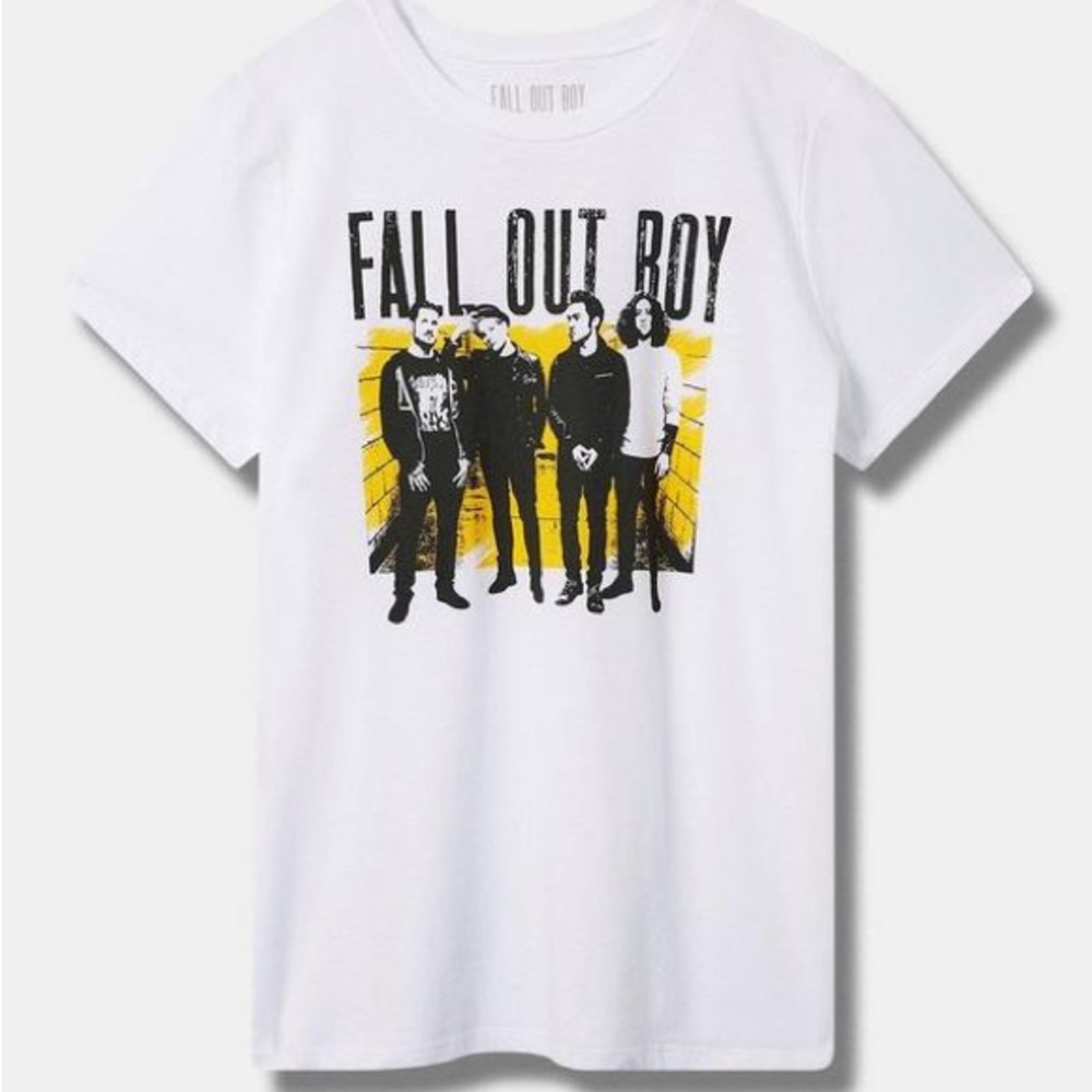 Torrid Fall Out Boy Classic Fit Cotton Crew Tee Size 2